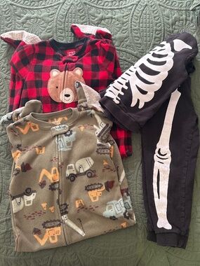 Toddler clothes bundle